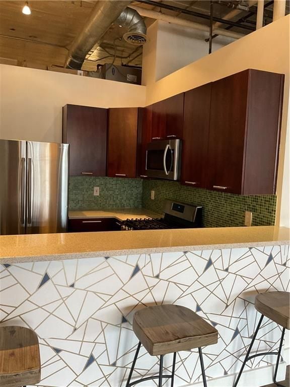 Photo - 881 Memorial Dr SE