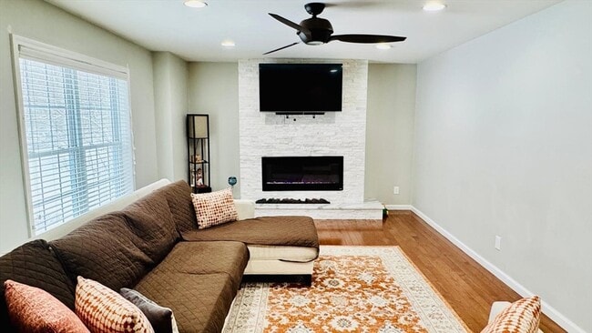 Photo - 294 Hayden Rowe St