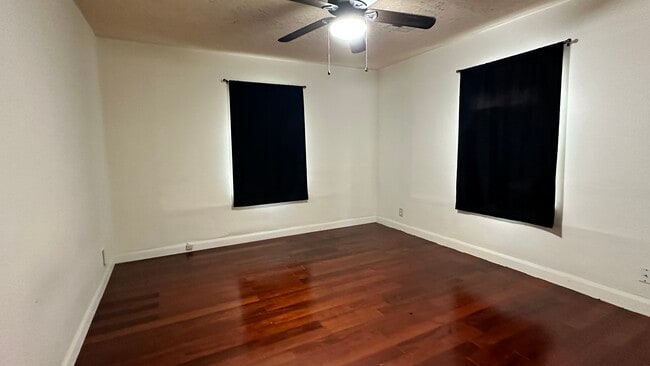 Photo - 802 N Kickapoo Ave