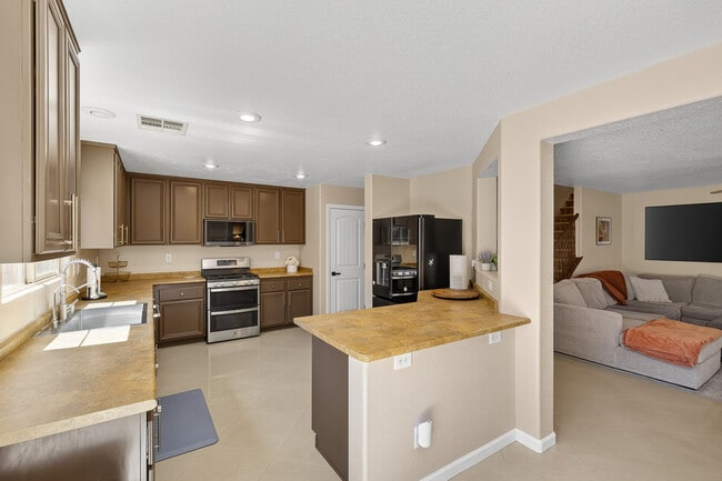 Photo - 10847 Iona Island Ave