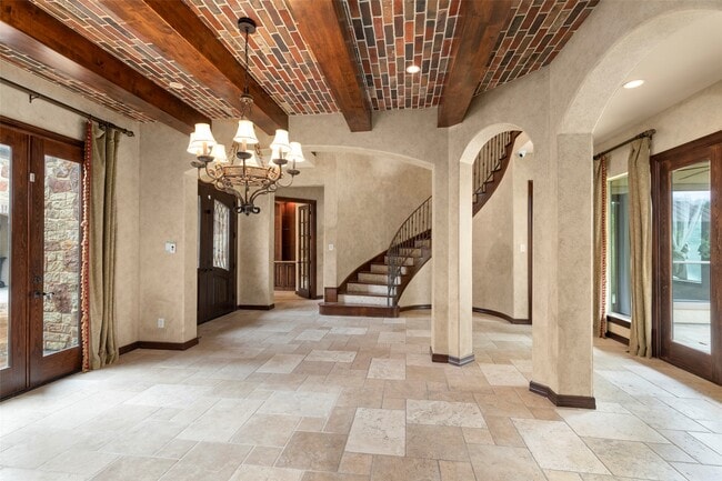 Photo - 7414 Newbury Trail