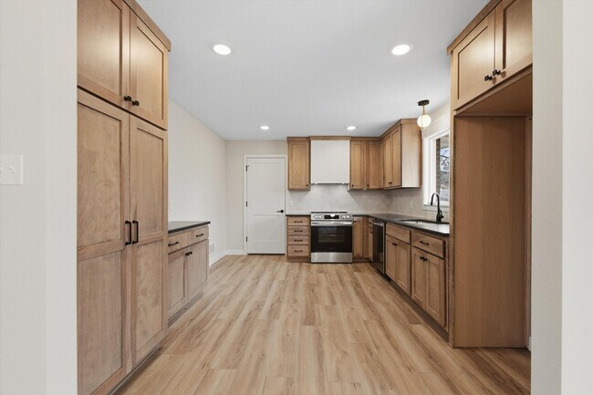 1329 Vista Campo