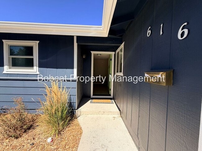Photo - 616 Pioche St