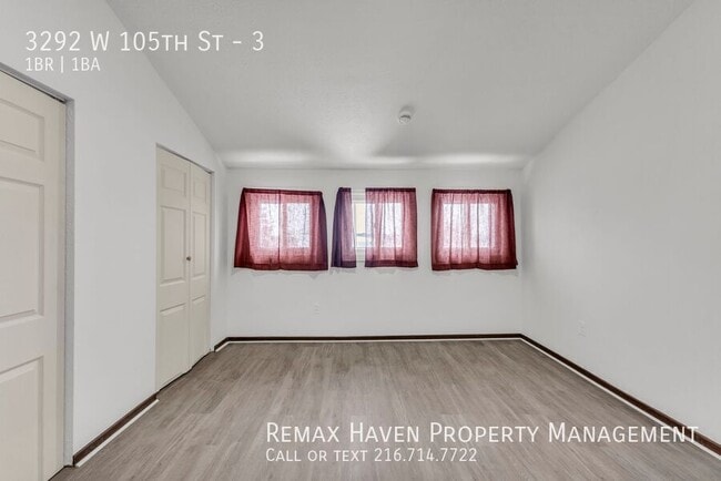 Photo - 3292 W 105th St Unidad 3