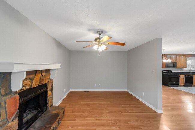 Photo - Charming 3 Bedroom / 2 Bath with Finished Basement!