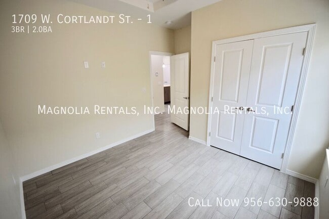 Photo - 1709 W Cortlandt St Unit 1