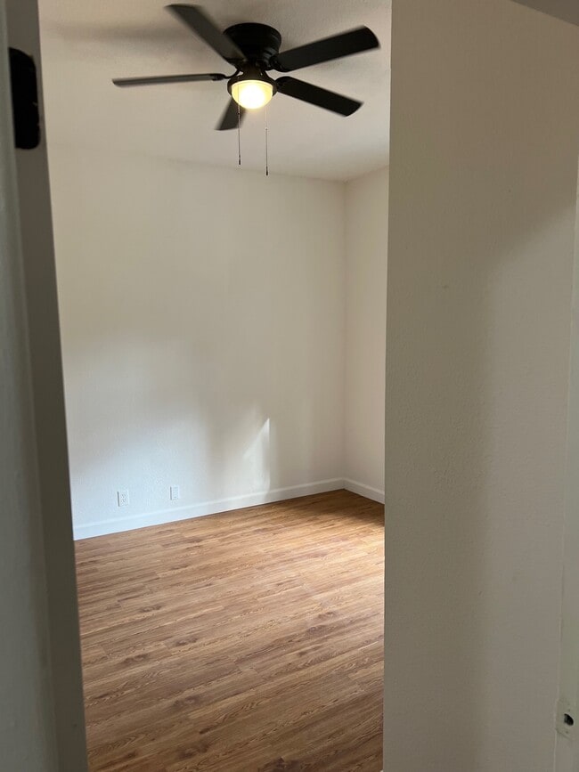 Photo - 522 E Woodard St