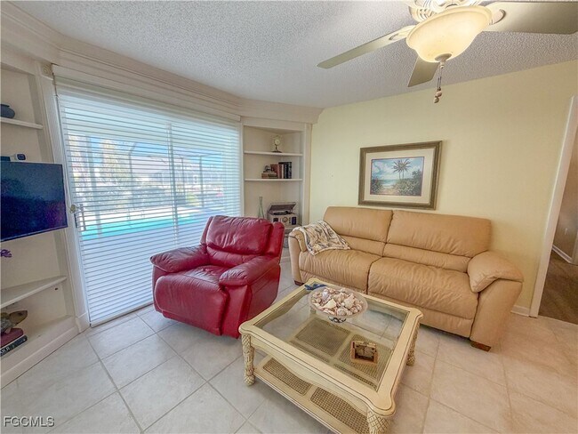 Photo - 1115 SW 54th Ln