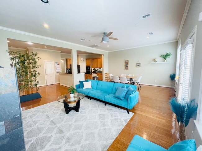 Photo - 5457 Fairdale Ln