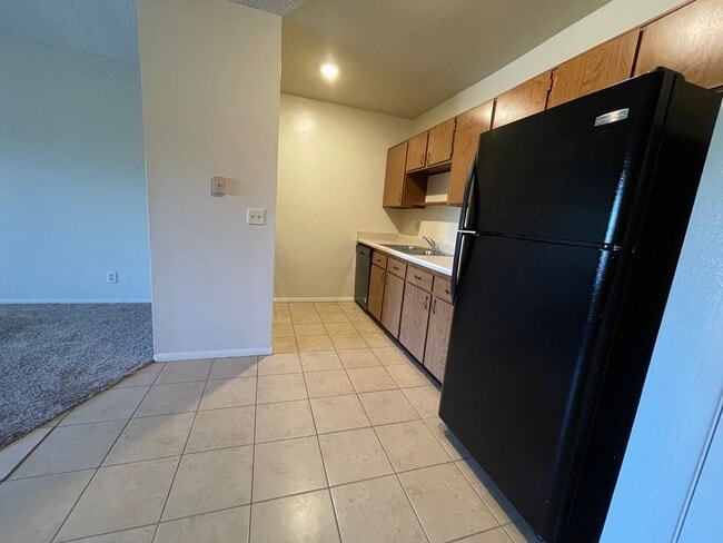 Gorgeous 2 Bedroom Condominium - Gorgeous 2 Bedroom Condominium