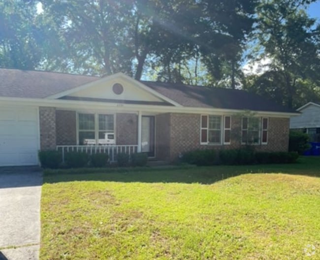 Building Photo - 4591 Garwood Dr Rental
