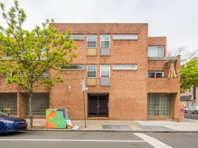 Photo - 701 South St