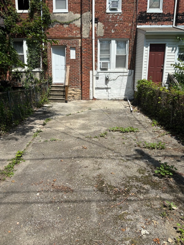 Building Photo - 3013 Ridgewood Ave Rental