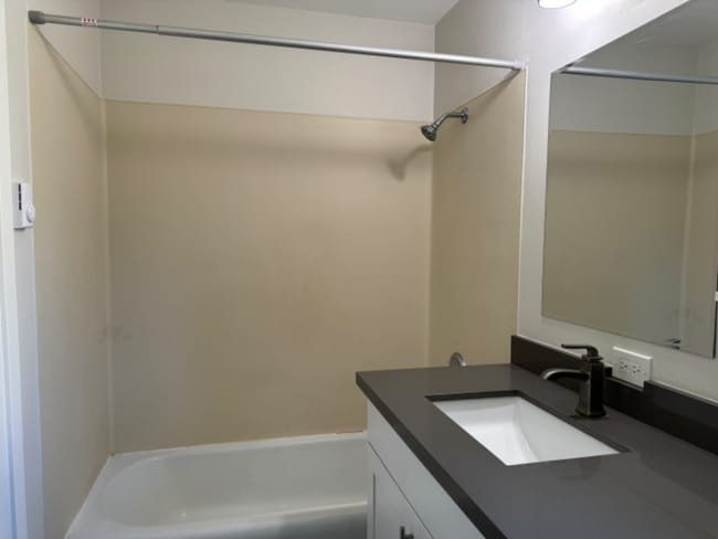 Photo - 2312 N 134th St Unit 5