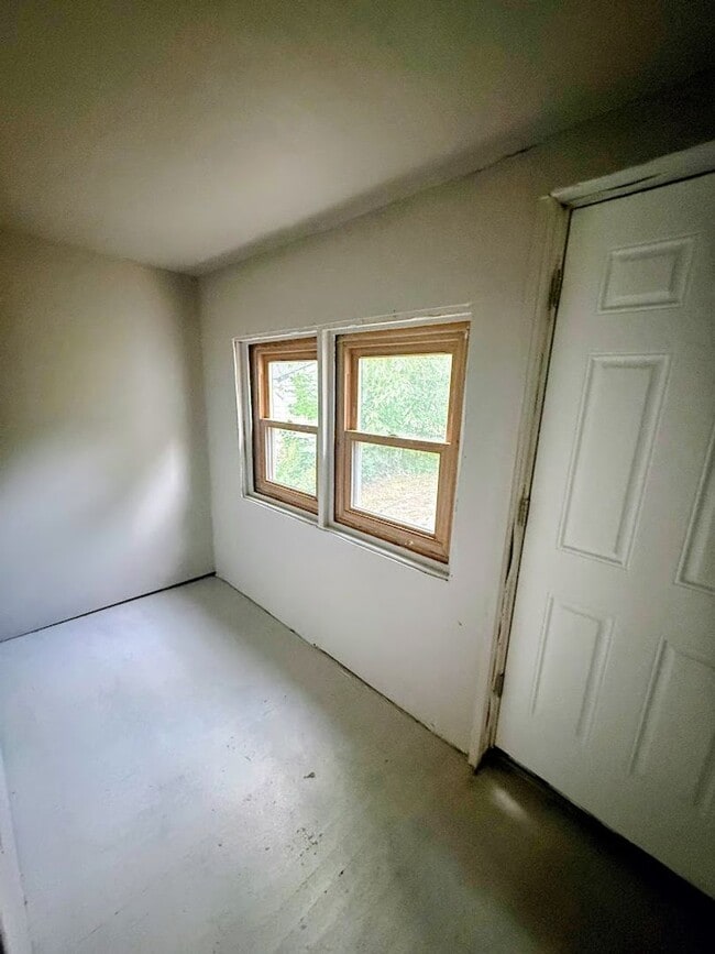Photo - 3 Bedroom 1 Bathroom single family Home for Rent