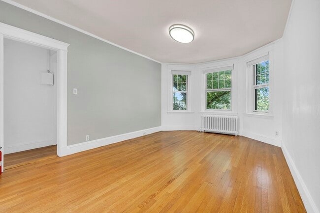 Photo - 122 Riverway Unit 8