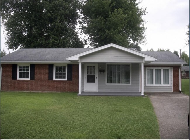 Building Photo - 10710 Milwaukee Way