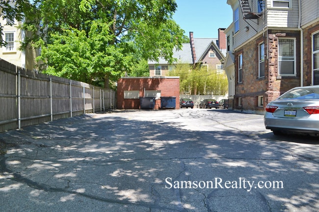 Photo - 314 Angell St Unidad 3