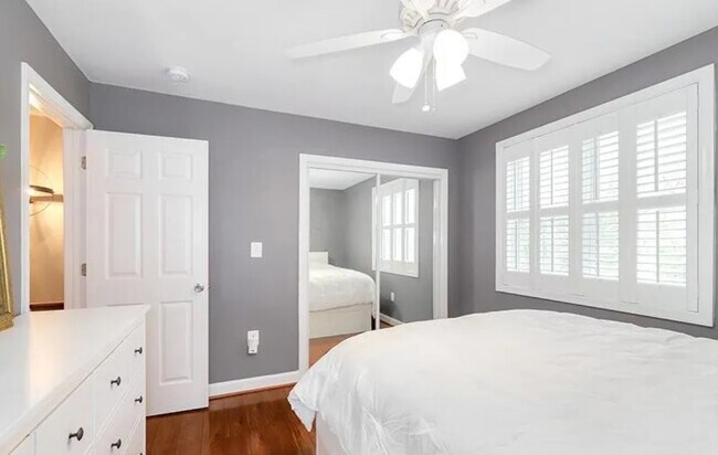 Photo - 329 Wesmond Dr