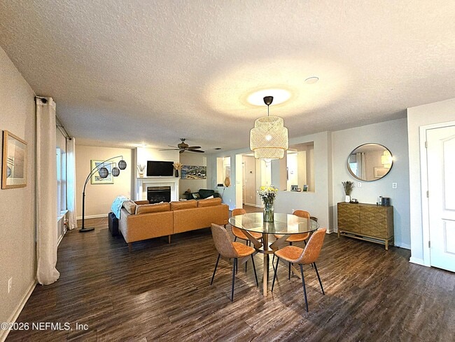 Photo - 963 Collinswood Dr