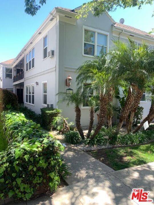 Photo - 312 S Reeves Dr Unidad D Rental