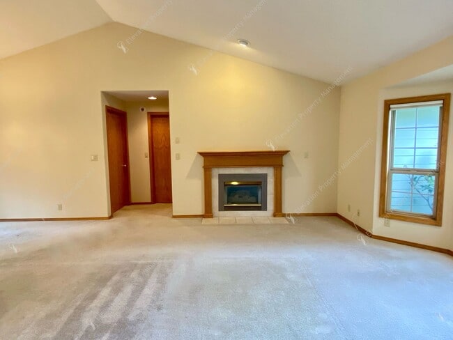 Photo - 3081 NE Purcell Blvd
