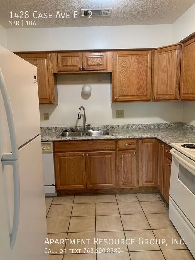 Photo - 1428 Case Ave E Unidad 2