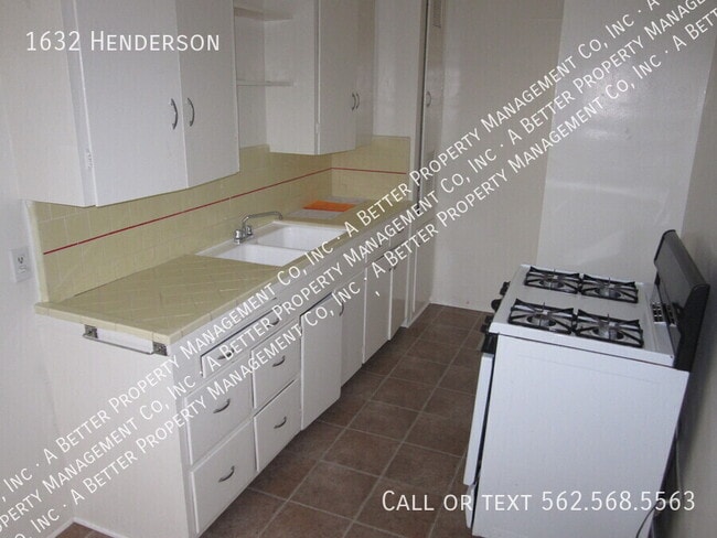 Photo - 1632 Henderson-