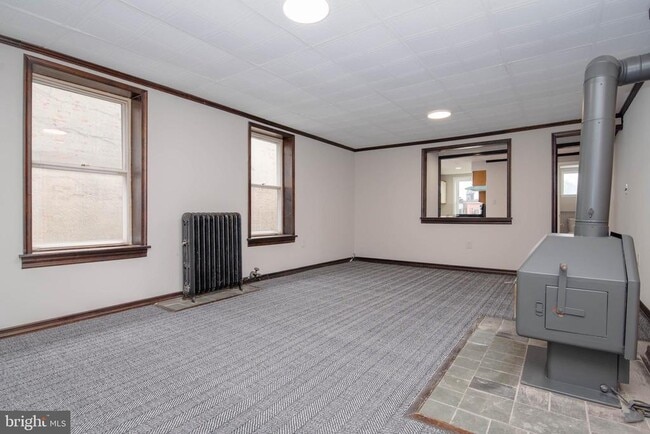 Photo - 2522 Madison Ave