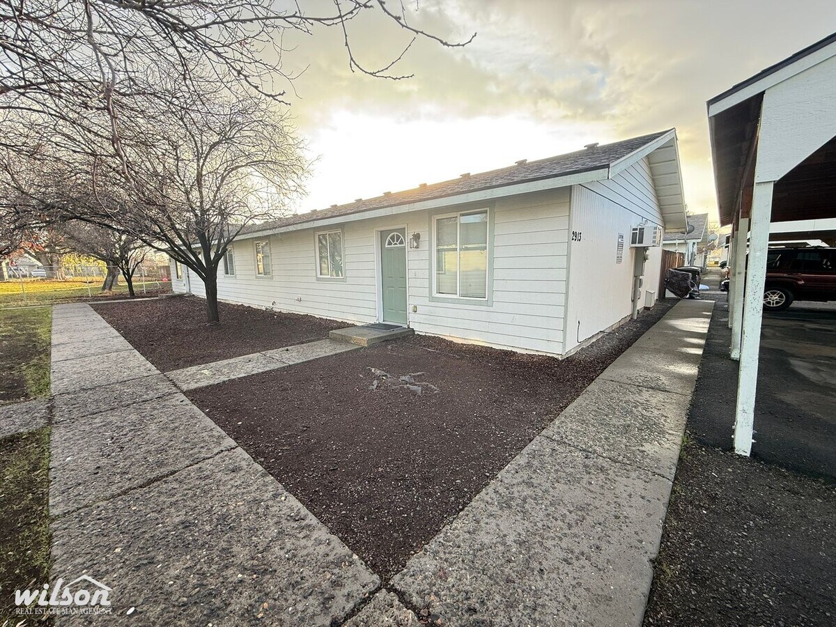 Photo - 2913 Castlevale Rd Unit 2