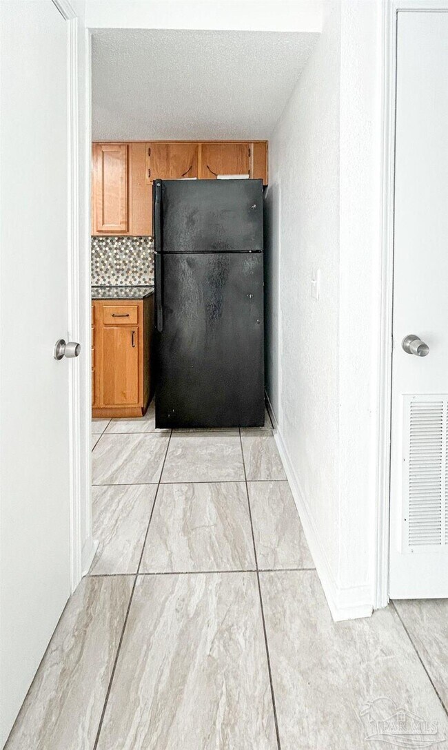 Photo - 2119 Langley Ave