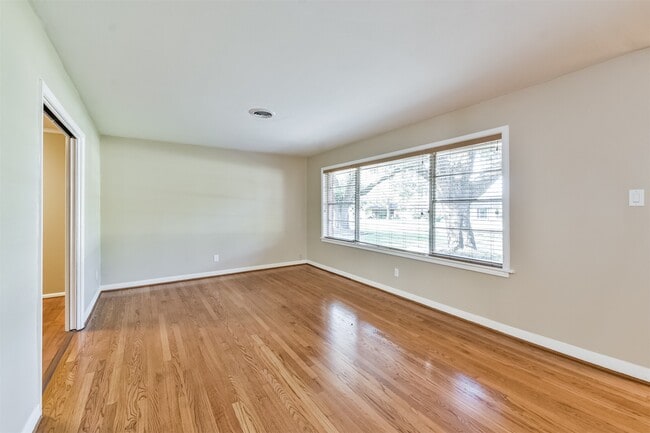 Photo - 5231 Willowbend Blvd