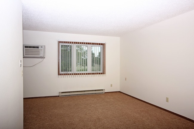 Photo - McCarthy Apartments