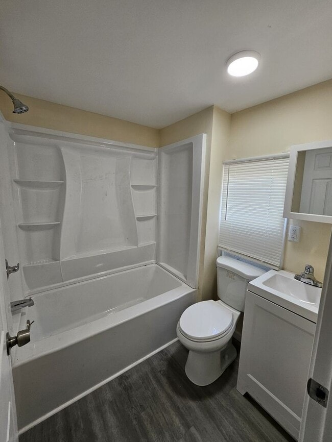 Photo - 1101 Truitt Ave