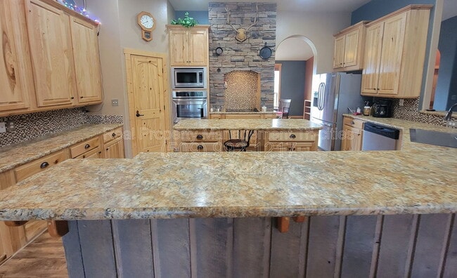 Photo - 52203 WA-225