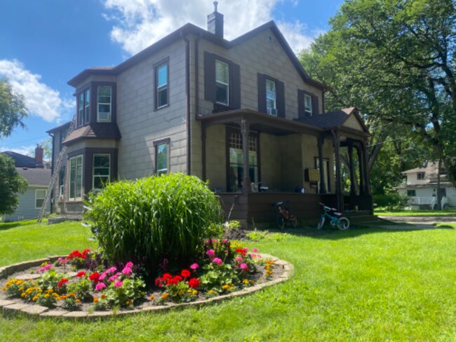 Photo - 503 4th Ave S Unit 3