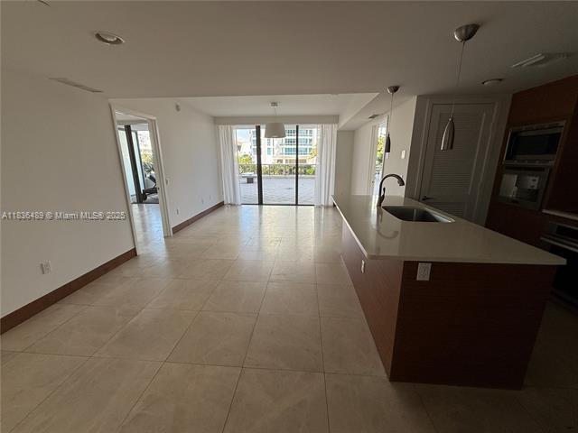 Photo - 5875 Collins Ave Unit 505