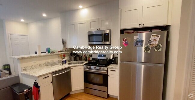 Building Photo - 212 Green St Unit 2A Rental
