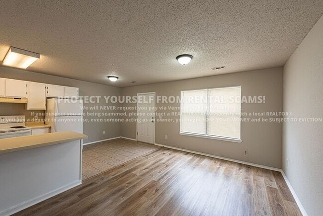 Photo - 686 W Martha Dr