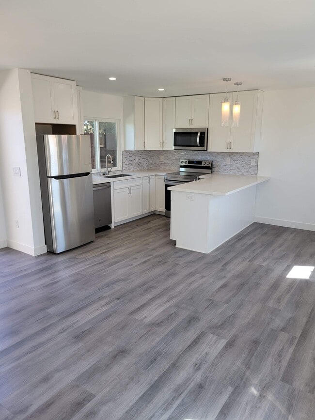 Photo - 3558 Hatteras Ave