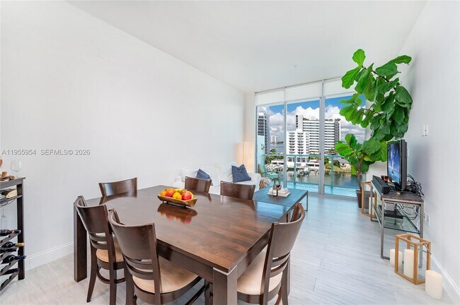 Photo - 7928 East Dr Unit 803