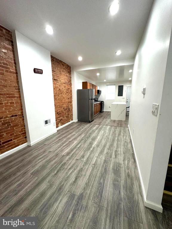 Photo - 2654 Wilkens Ave