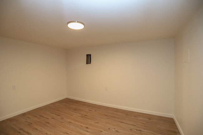 Photo - 611 Logan Ave