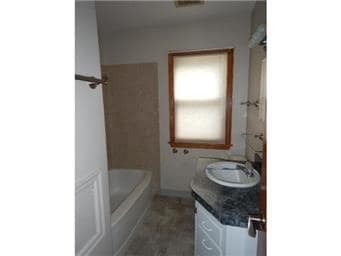 Photo - Great 3 Bedroom 1 Bathroom Home in South Minneapolis!