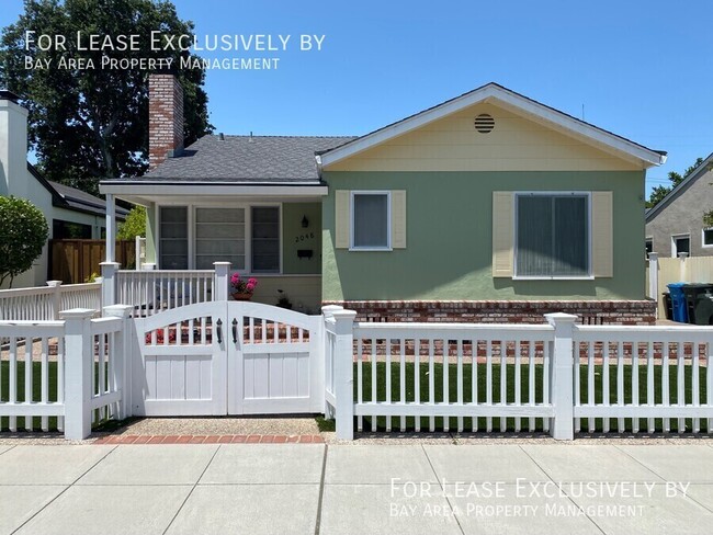 Photo - 2048 Eucalyptus Ave Casa
