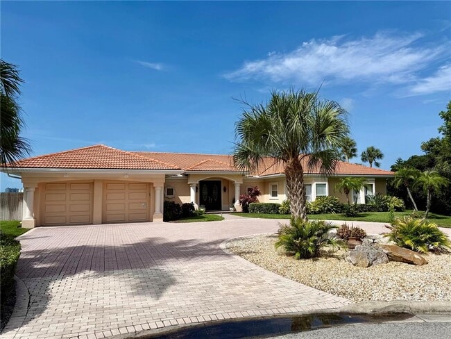 Photo - 376 W Royal Flamingo Dr