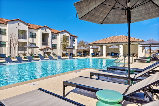 Carriage Homes on the Lake