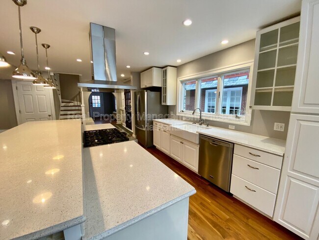 Photo - 119 Bayard Pl