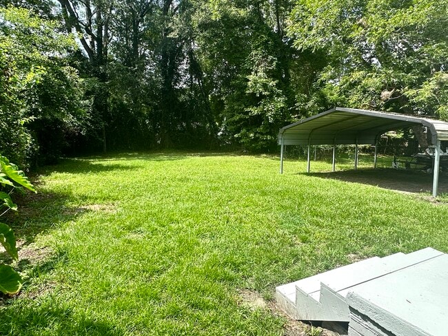 Photo - 1107 Colonial Ave