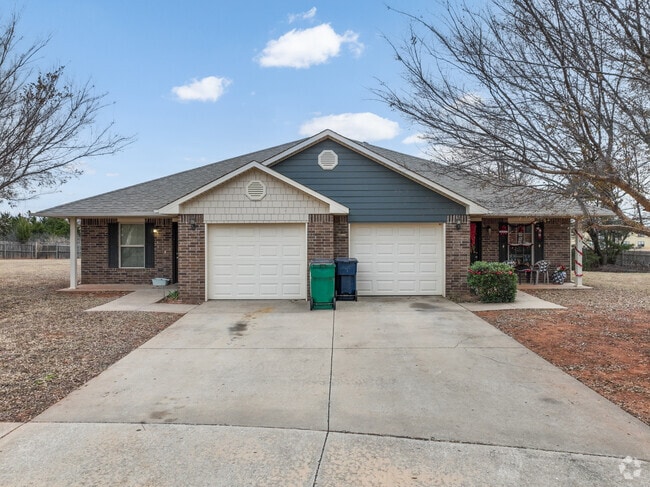 Photo - Cross Creek Landing 62+